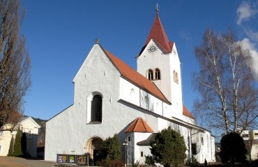 1203447636-Pöls_Kirche_1[1]